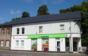 Co-op - Lower Road, River 