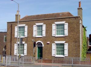 110 London Road, Buckland. Alan Sencicle 