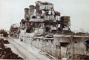  Vindictive on her return to Dover following Zeebrugge Raid. Doyle collection 