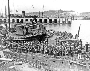 Admiralty Pier - Troop transport ship taking soldiers to fight on the Western Front. Dover Museum