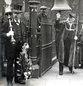 Mayor George Lewis ringing the Zeebrugger Bell on 23 April 1923. Courtesy of the Farley Family
