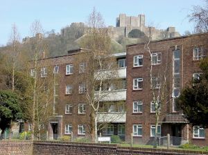 Pencester Court flats at the southern end of Pencester Gardens. Alan Sencicle.