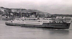 Invicta, on 26 April 1963, the first ship to go through the Western Entrance following World War II . Alan Sencicle collection