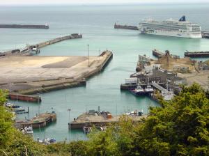 Western Docks from St Martins Battery, Western Heights  Alan Sencicle 2009