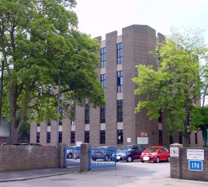 SEK College, Paddock, built 1970
