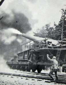 German railway gun firing shells outside Calais. Doyle Collection