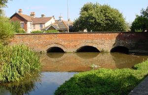 Buckland Bridge, London Road, looking south originally built in 1795. Alan Sencicle