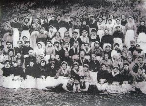 Crabble Mill - Rag Women c1890s possibly taken by Alice Barlow. Dover Library