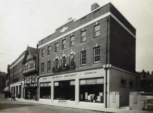 Former Electricity Showroom and offices, Sir John Falstaff pub and the present Fire Station, Ladywell late 1930s. Dover Library