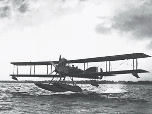 Short Type 184 Seaplane. Wikimedia Commons