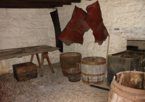 A room in St Fagans Tannery , National Museum Wales Cardiff. Zuresk 2007 Wikimedia