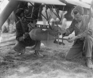 British preparing for battle, the German Spring Offensive March-July 1918. Imperial War Museum