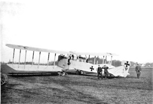 Gotha G IV aeroplane of the Kagohl 3. Adolph Genth 1916 Wikimedia