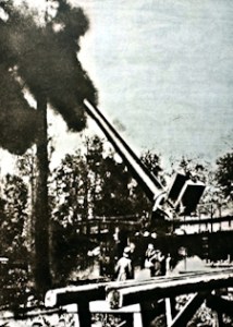 German ‘Big Bertha’ or 'Paris Gun', range 75miles. First used 23rd March 1918. G.P.A